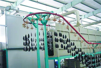 Automatic spray painting/powder coating hardware suspension line